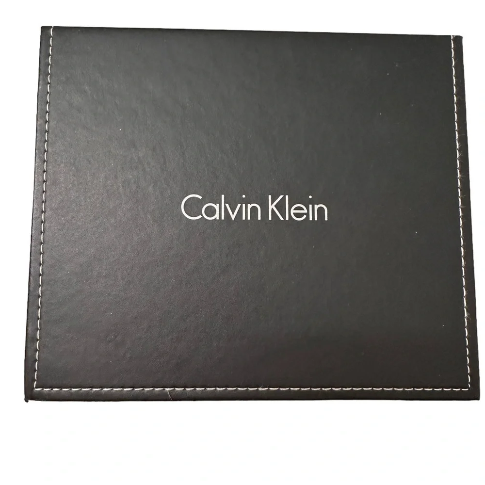 Calvin Klein calvin klein